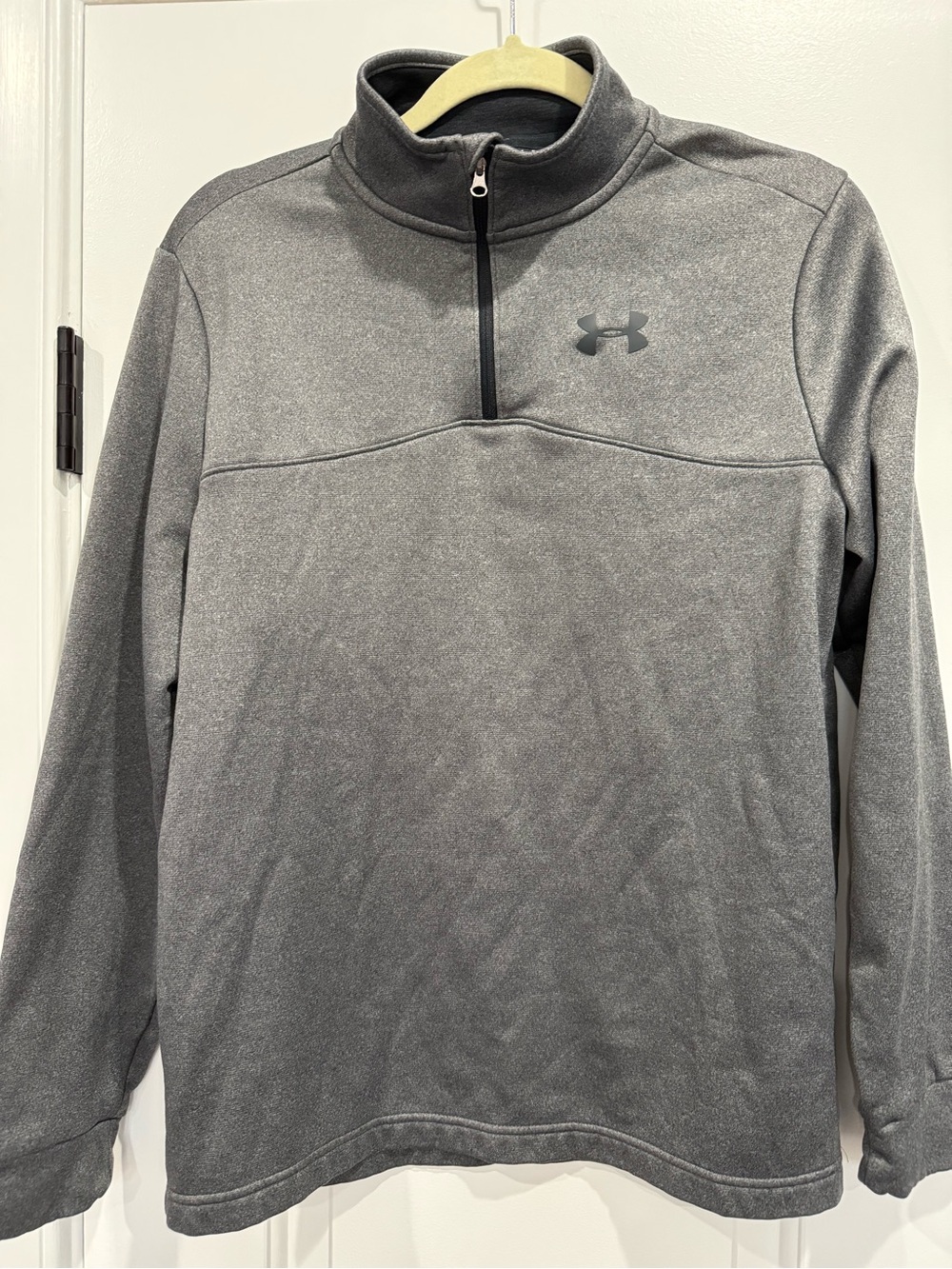 Under Armour Men’s Dark Gray Quarter-Zip coldgear